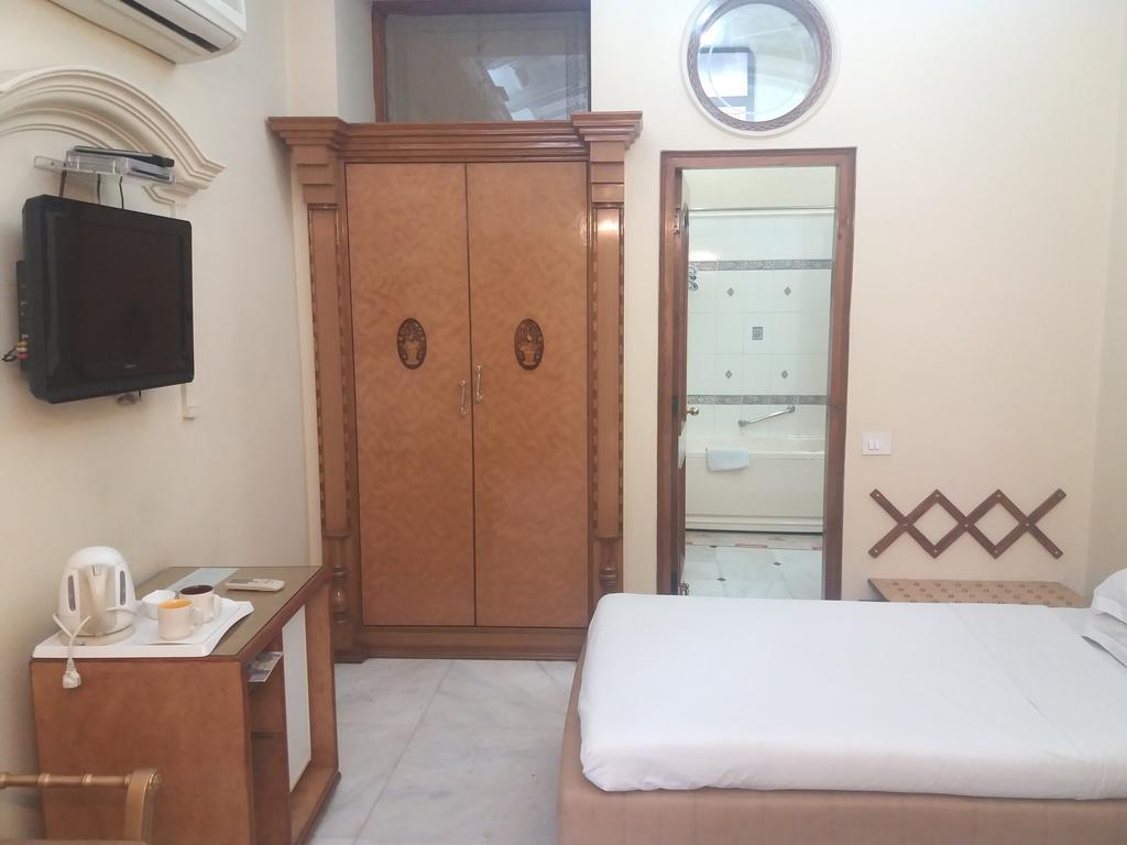Bajaj Indian Home Stay New Delhi Exterior photo