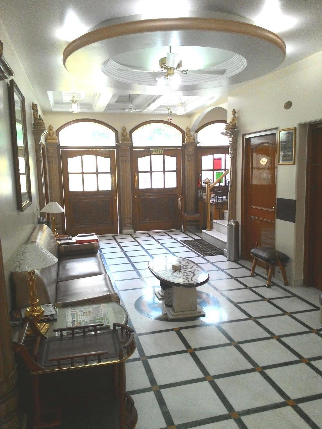 Bajaj Indian Home Stay New Delhi Exterior photo