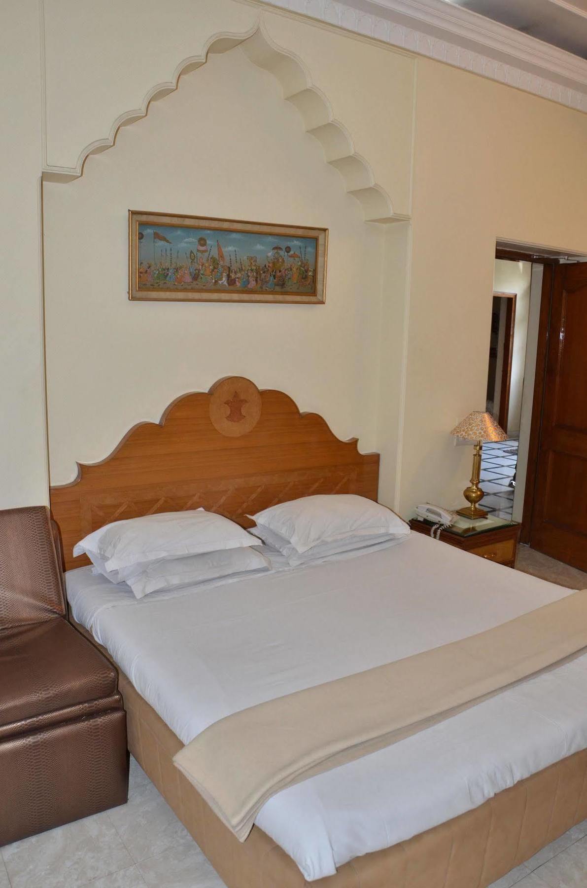 Bajaj Indian Home Stay New Delhi Exterior photo